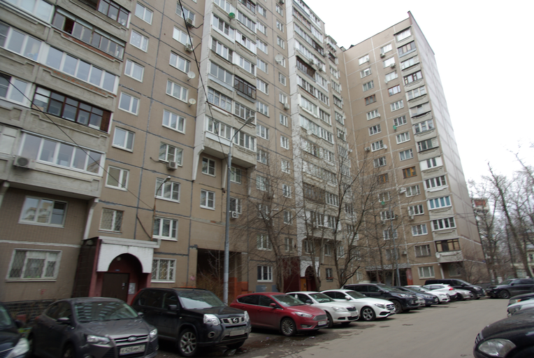 <<МНОГОКВАРТИРНЫЙ ДОМ>>)